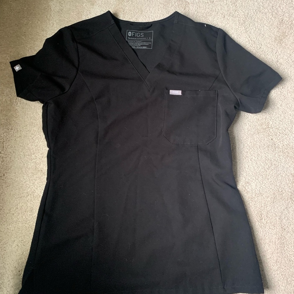 NWOT figs slim Catarina top